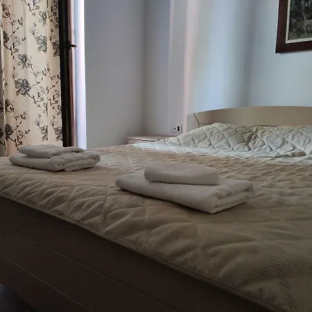 Aparthotel Luna *