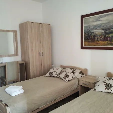 Aparthotel Luna *